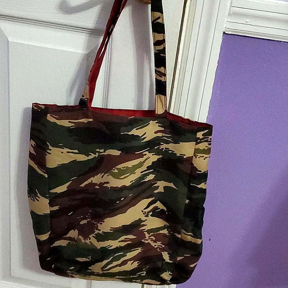 Green & Tan Camo Canvas Multi Compartment Utility Tote
